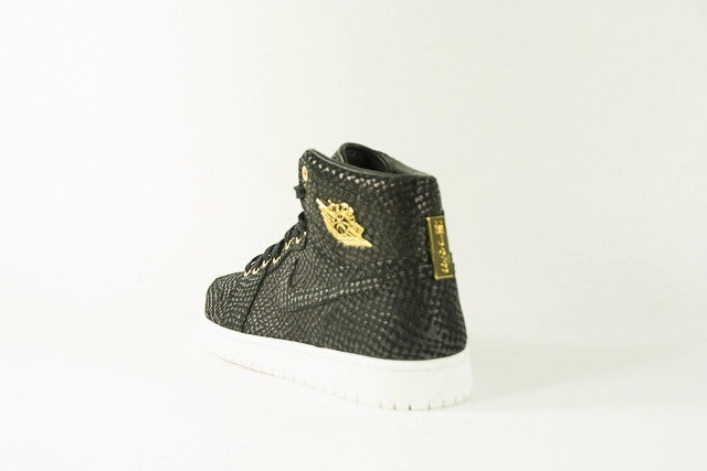 Air Jordan 1 Retro Pinnacle Black 2015 SKU 705075 030 - Authentic - New in Box