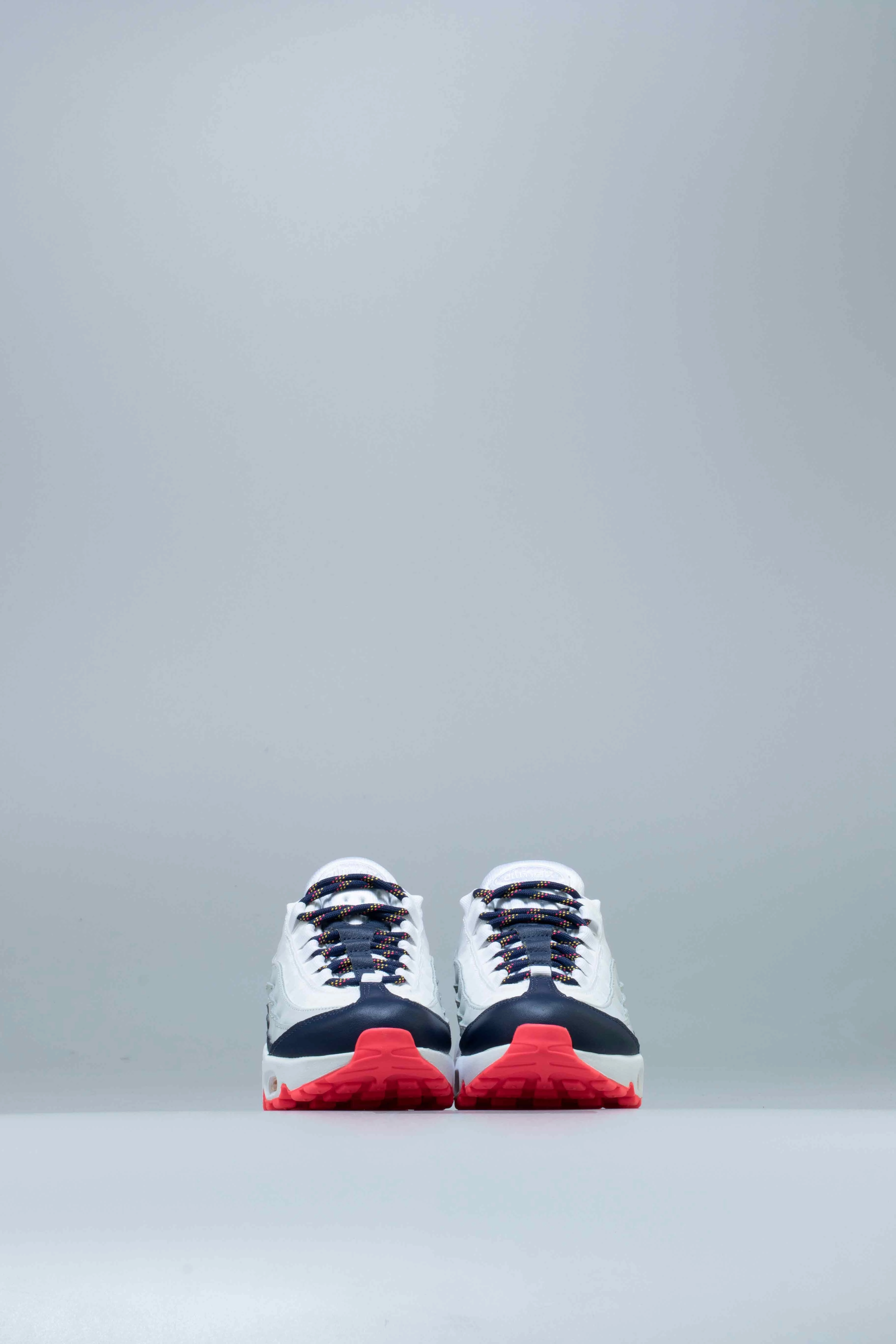 Air Max 95 Womens Shoe - Midnight Navy/Laser Orange/Pure Platinum