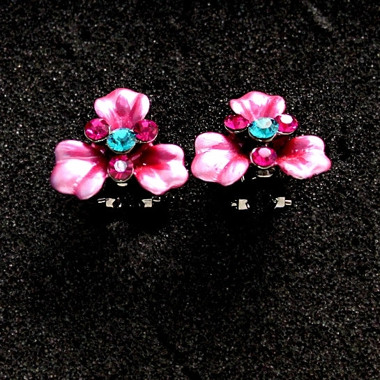 Colorful Flowering Plant Crystal Necklace Set