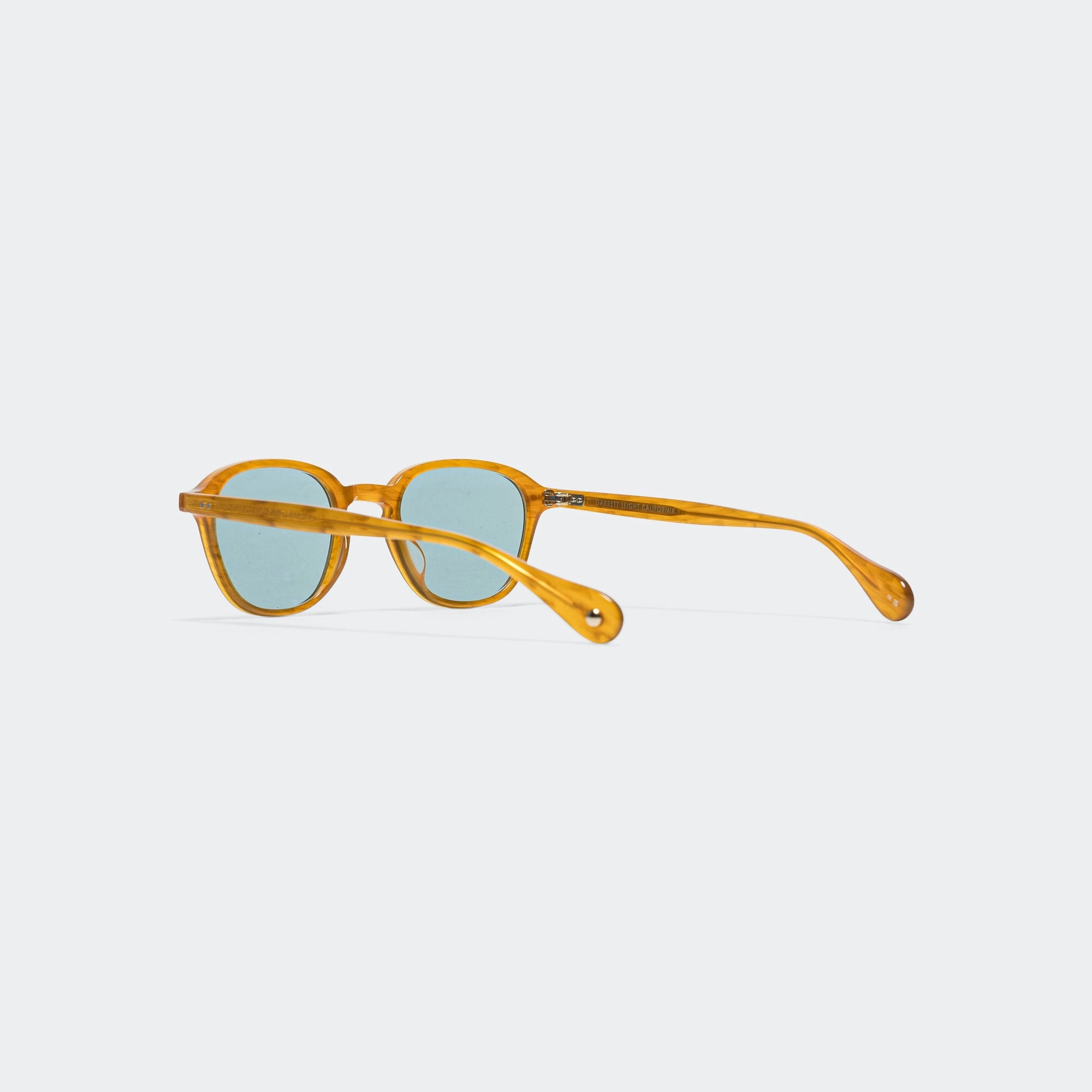 Gilbert Sun 46 - Butterscotch/Pure Blue