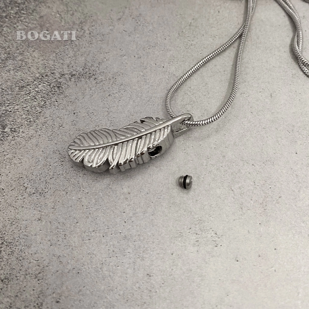 J-7216 - Feather - Pendant with Chain