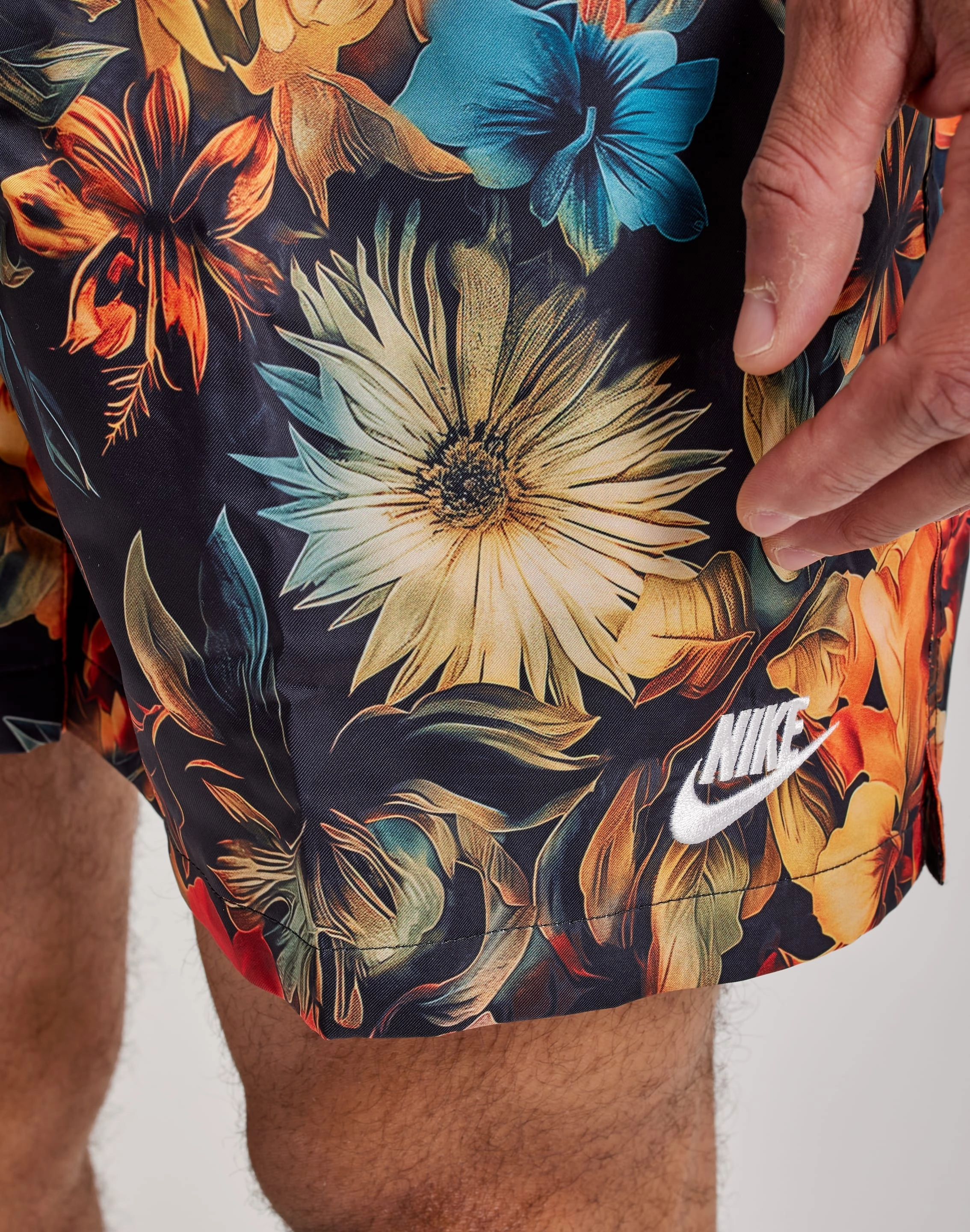 Nike Club Flow Shorts