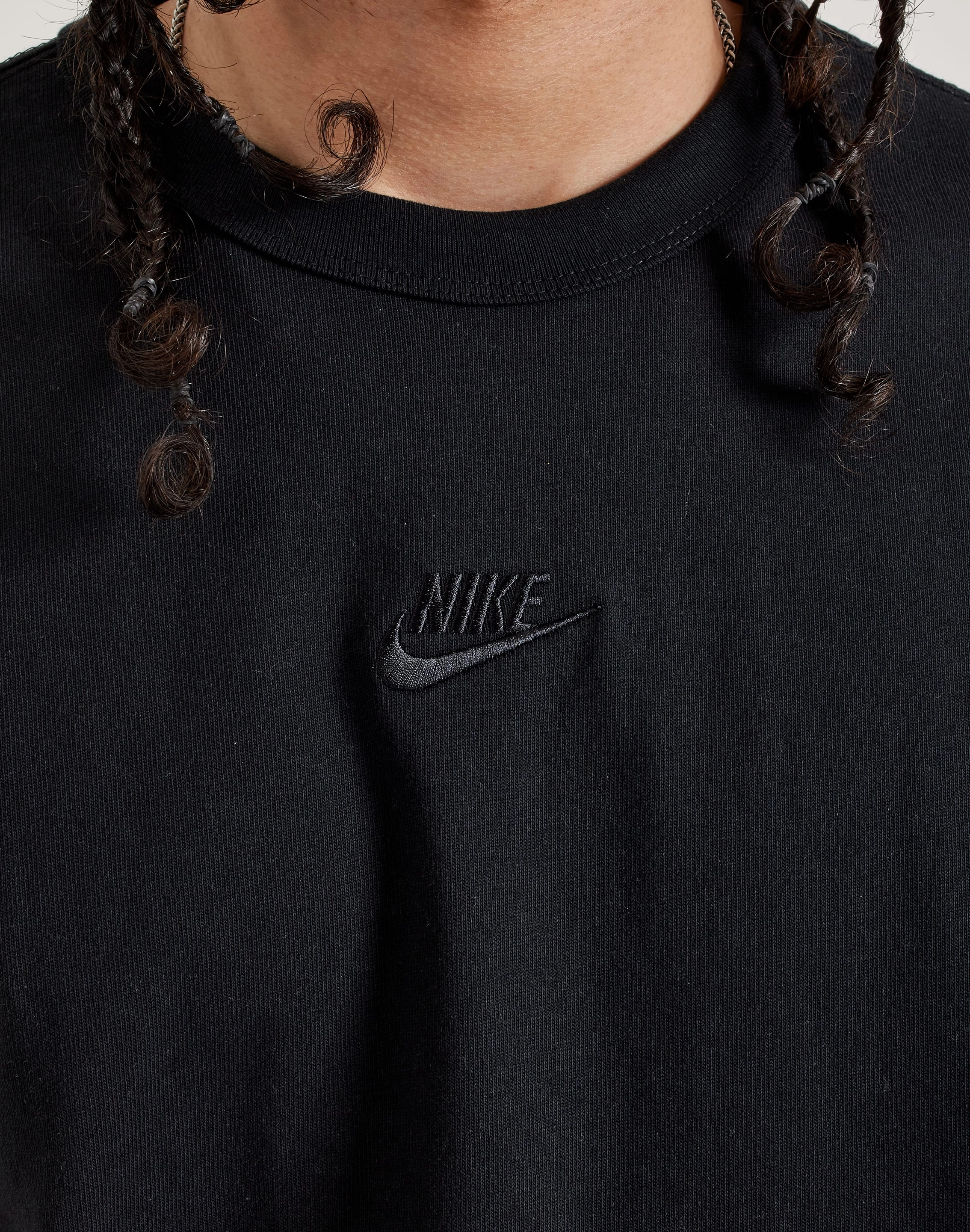 Nike Premium Essentials Tee