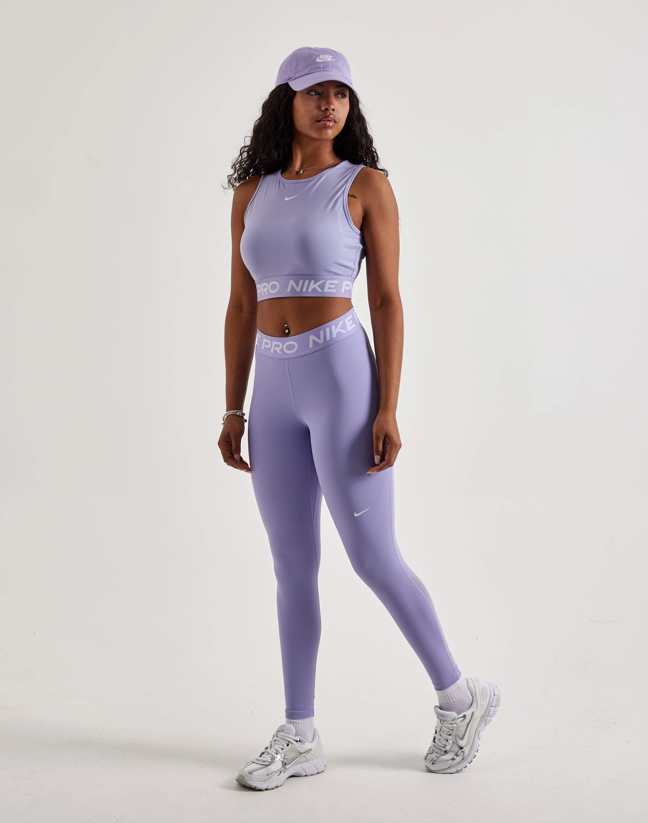 Nike Pro Mid-Rise Mesh-Paneled Leggings