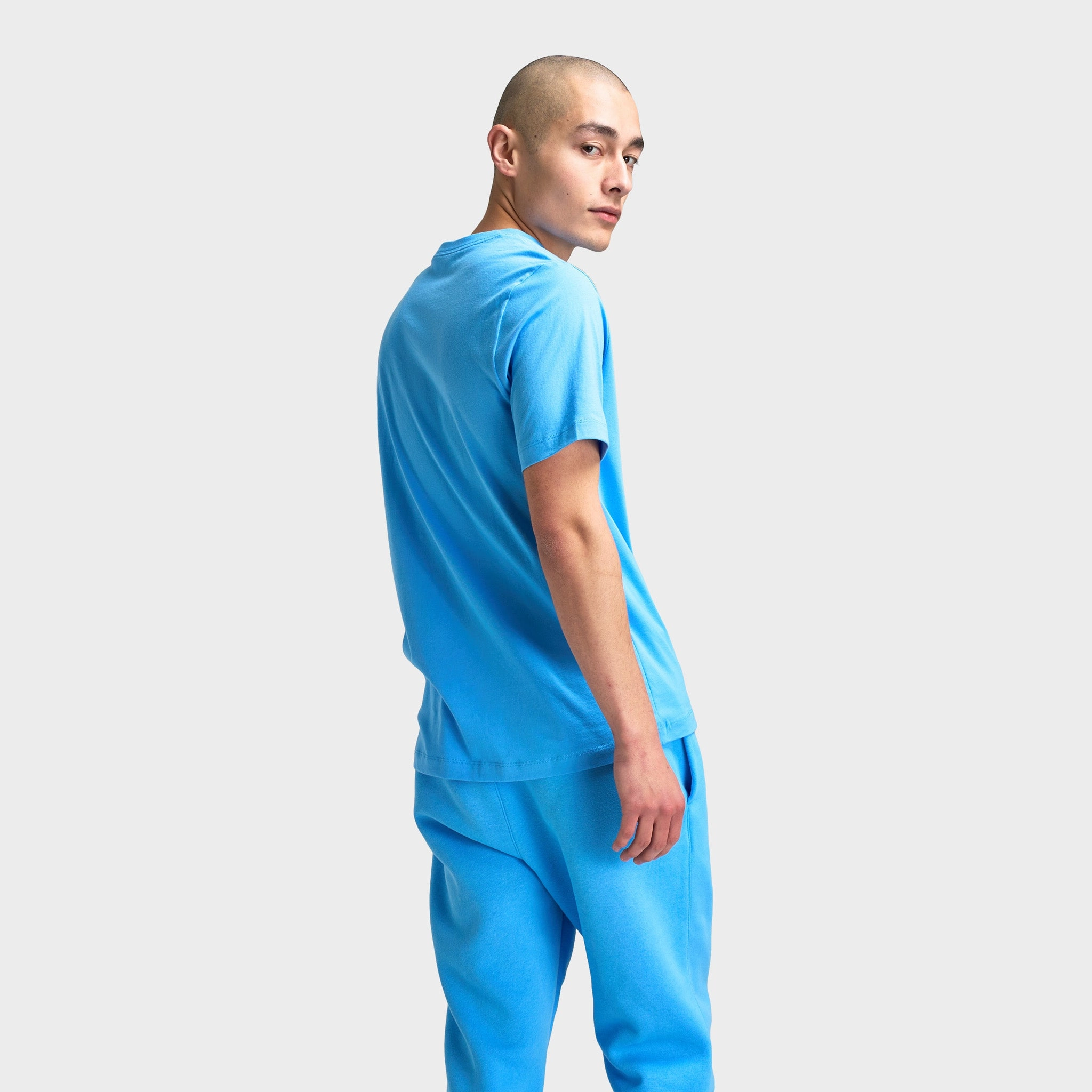 Nike Sportswear Club T-Shirt / University Blue