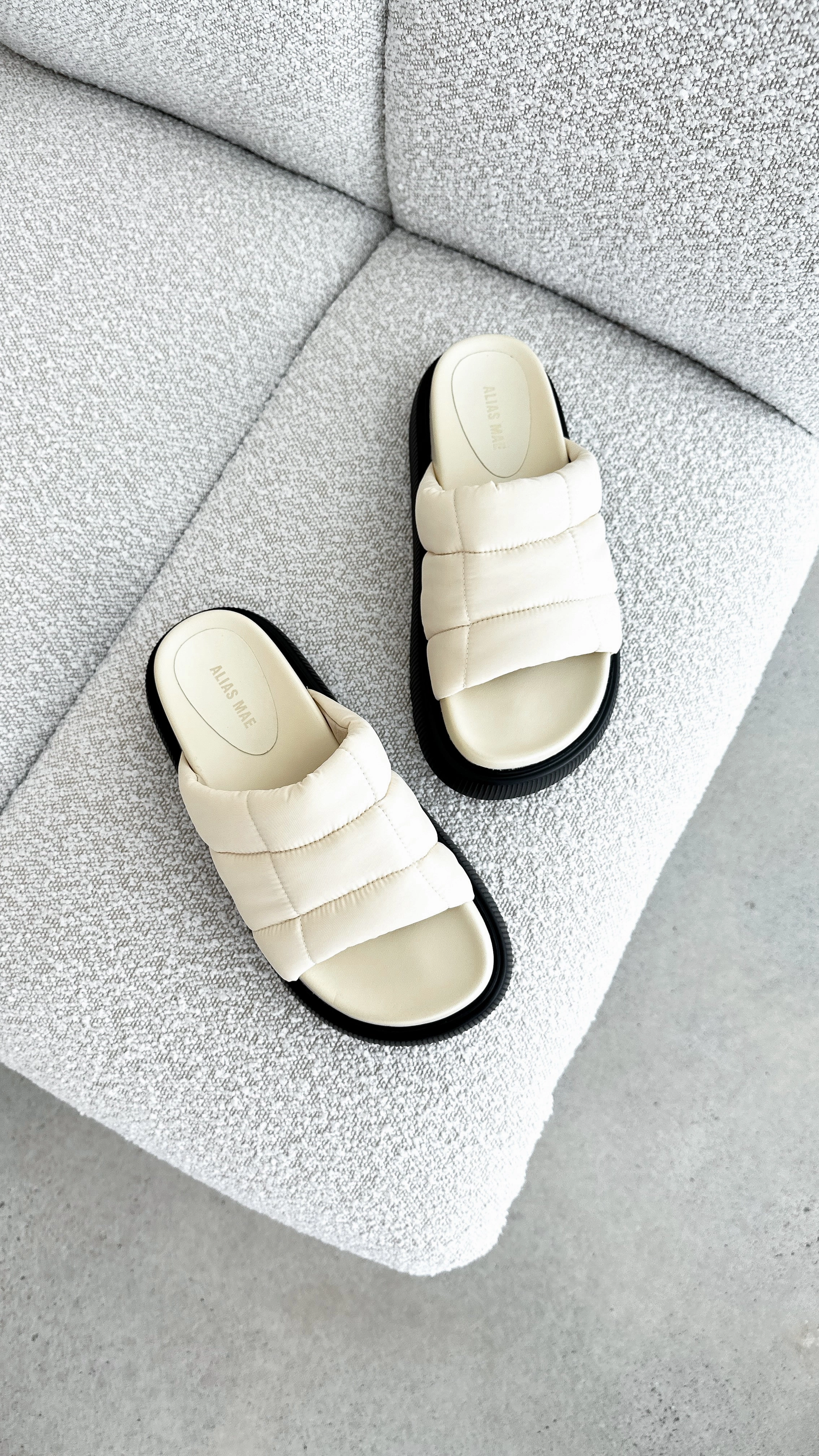Vivian Slide - Cream