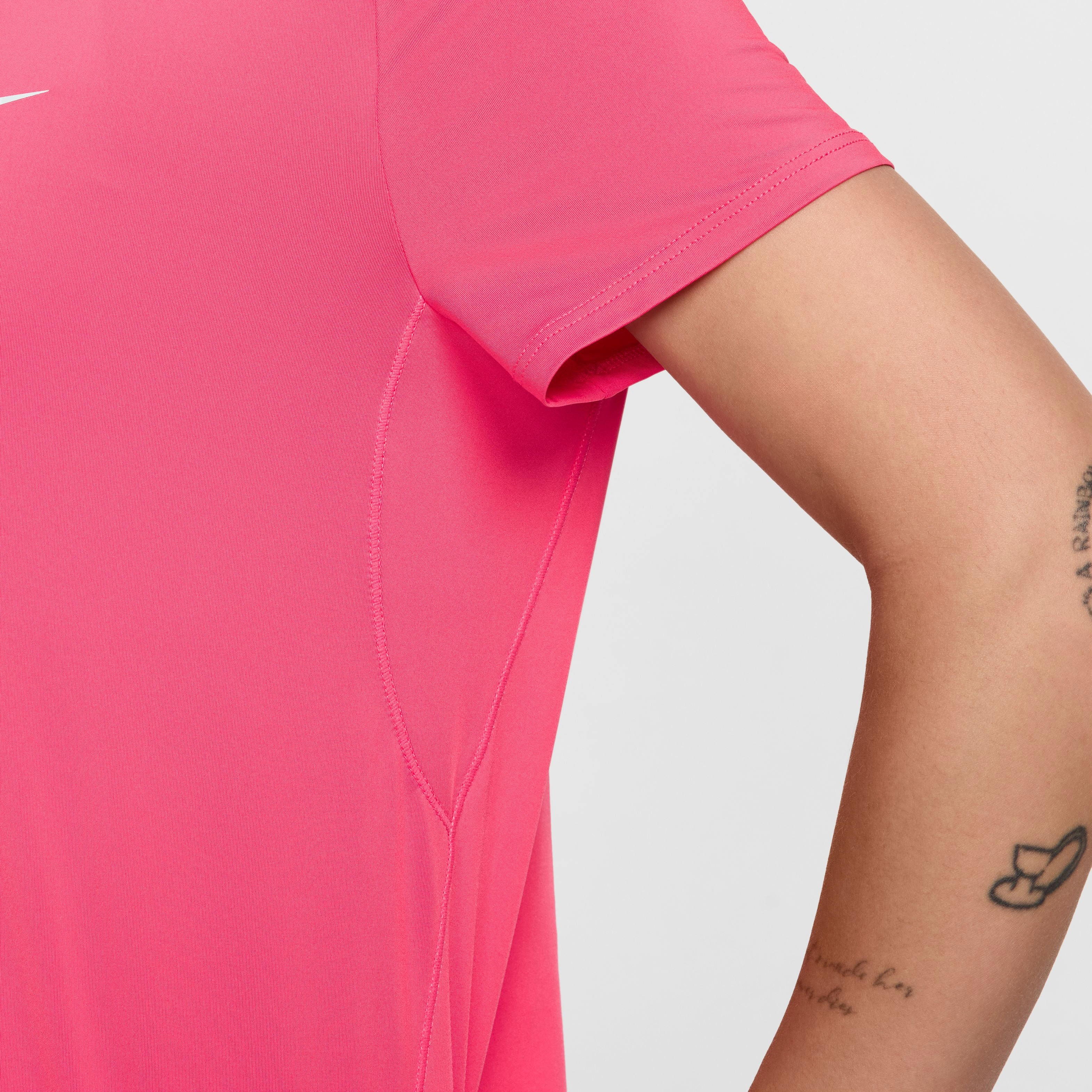 Women's One Dri-FIT Short-Sleeve Graphic Running Top
